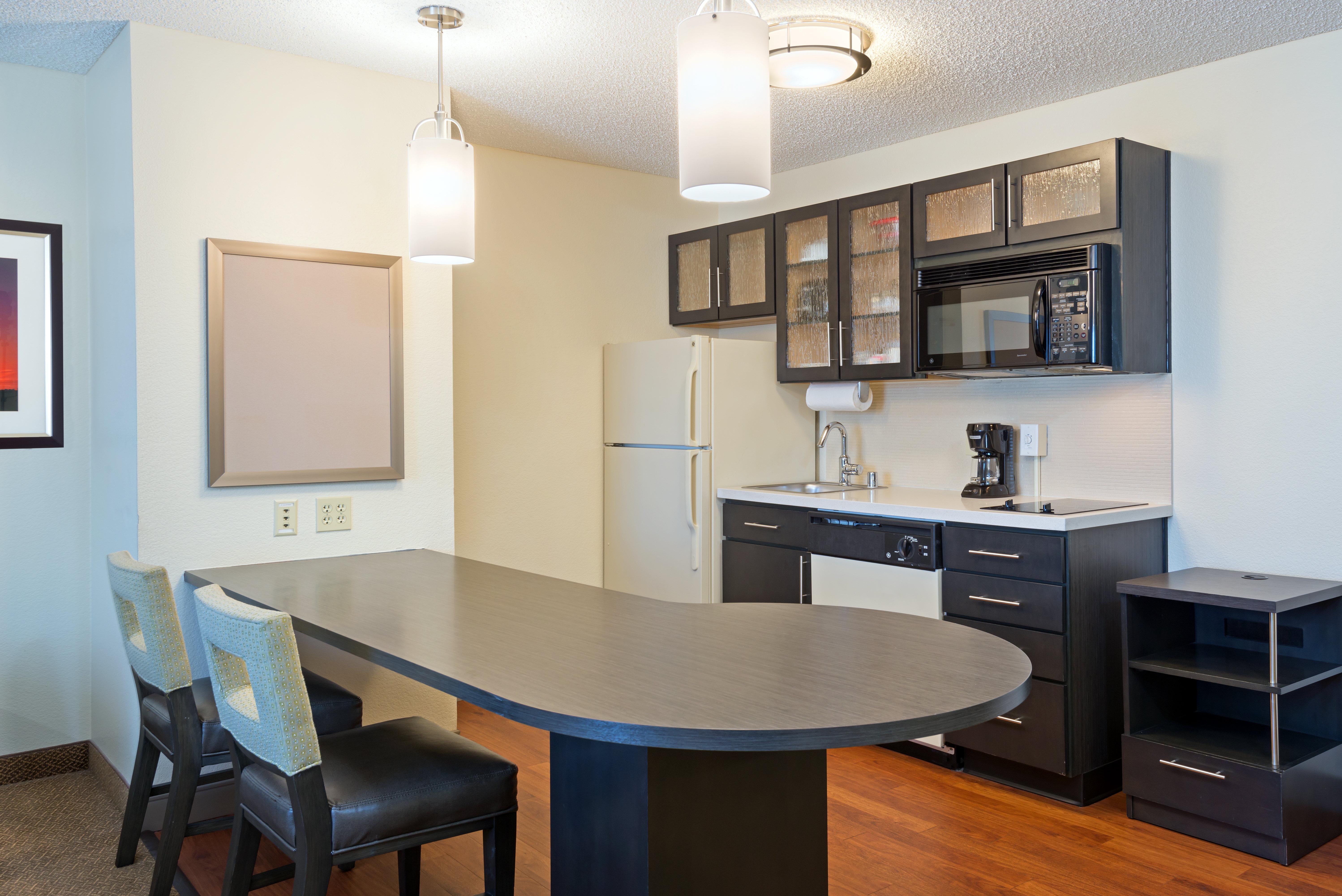 Mainstay Suites- Kansas City Overland Park Bagian luar foto